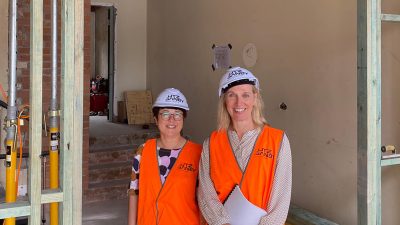 Harbourside-Terrace-Girls-on-site